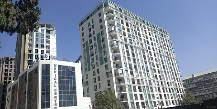 Satılır 4 otaqlı mənzil 220 m² — Bakı 4 otaq 220.00 m²