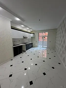 Kirayə verilir 3 otaqlı mənzil 134 m² — Bakı, İnşaatçılar 3 otaq 134.00 m²