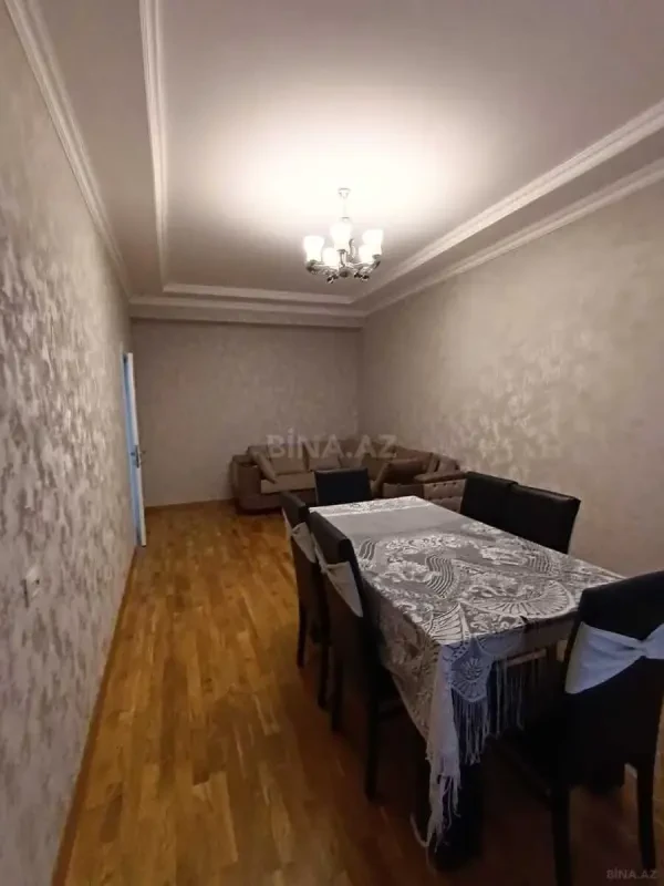 Kirayə verilir 2 otaqlı mənzil 75 m²