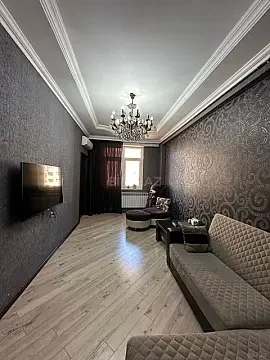 Satılır 2 otaqlı mənzil 57 m² — Bakı, Həzi Aslanov qəs. 2 otaq 57.00 m²