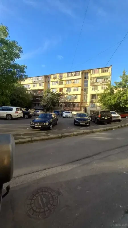 Satılır 2 otaqlı mənzil 55 m²