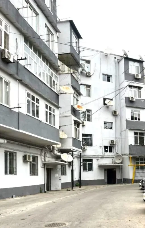 Satılır 3 otaqlı mənzil 70 m²