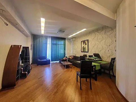 Kirayə verilir 3 otaqlı mənzil 140 m² — Bakı, Nizami 3 otaq 140.00 m²