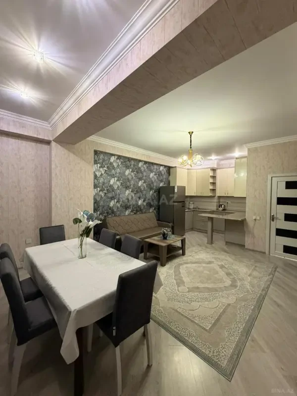 Kirayə verilir 2 otaqlı mənzil 70 m²