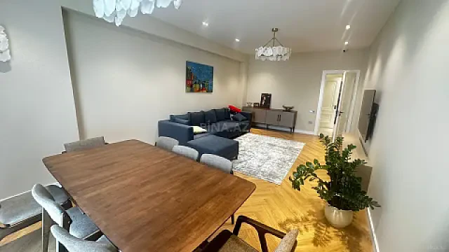 Satılır 3 otaqlı mənzil 160 m² — Bakı, Nəsimi 3 otaq 160.00 m²