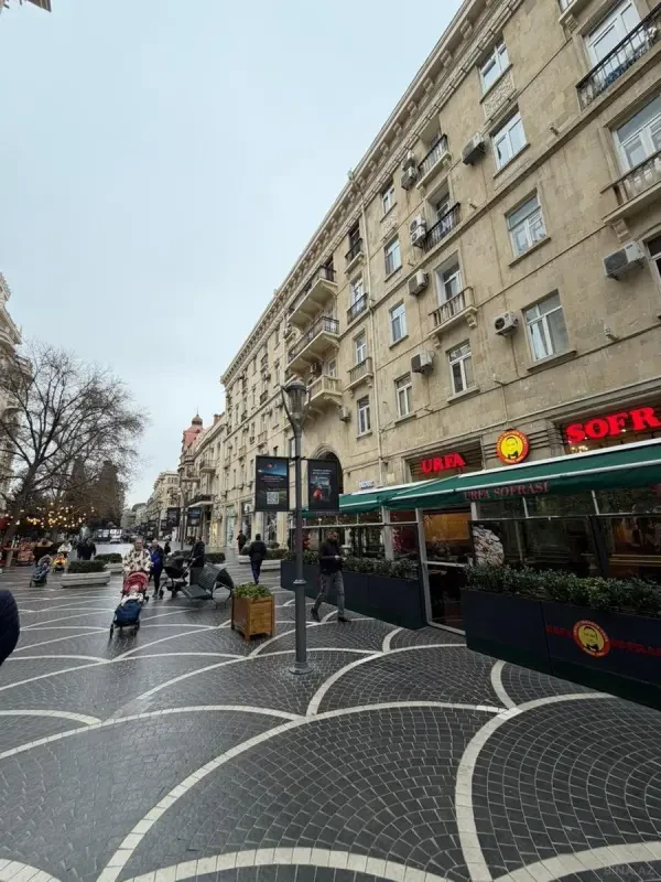 Kirayə verilir 2 otaqlı mənzil 55 m²