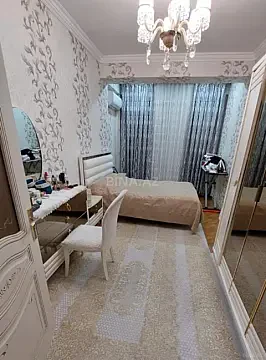 Satılır 3 otaqlı mənzil 132 m² — Bakı, İnşaatçılar 3 otaq 132.00 m²