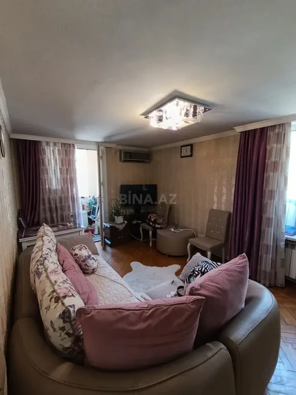 Satılır 1 otaqlı mənzil 40 m²