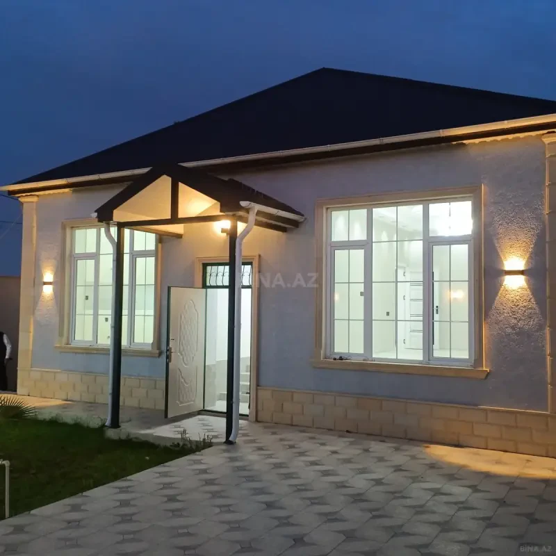 Satılır 3 otaqlı həyət evi 100 m²