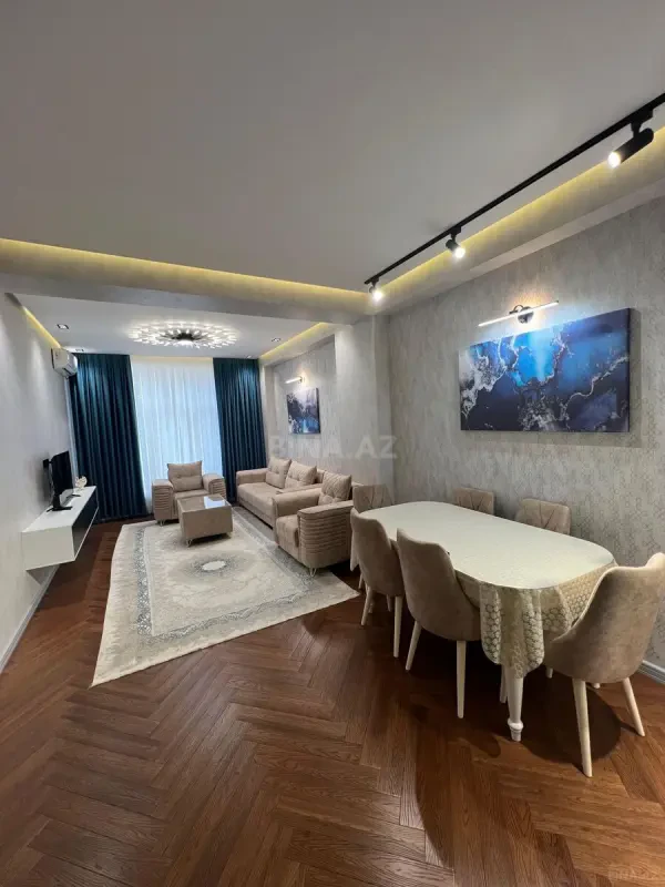 Kirayə verilir 2 otaqlı mənzil 70 m²