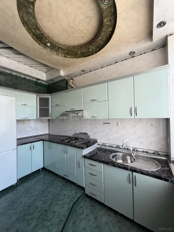 Kirayə verilir 2 otaqlı mənzil 50 m²