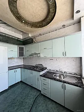 Kirayə verilir 2 otaqlı mənzil 50 m² — Bakı 2 otaq 50.00 m²
