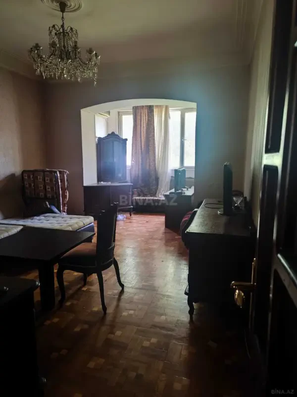 Kirayə verilir 4 otaqlı mənzil 100 m²