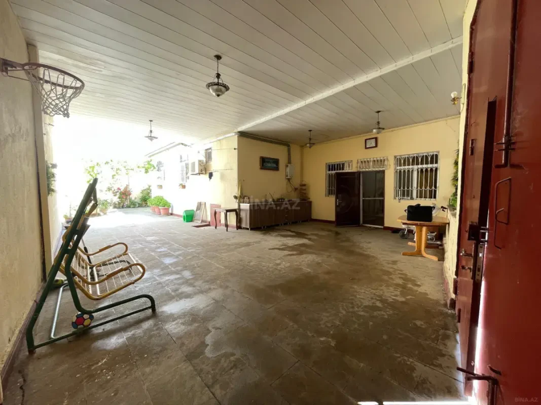 Satılır 4 otaqlı həyət evi 140 m²