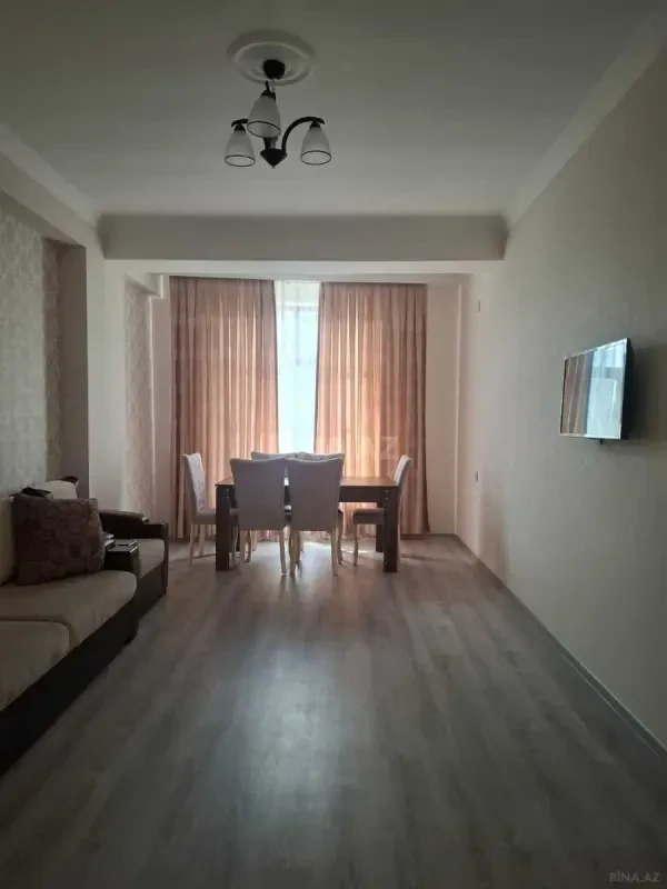 Kirayə verilir 3 otaqlı mənzil 100 m²