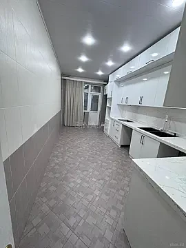 Satılır 3 otaqlı mənzil 160 m² — Bakı, İnşaatçılar 3 otaq 160.00 m²
