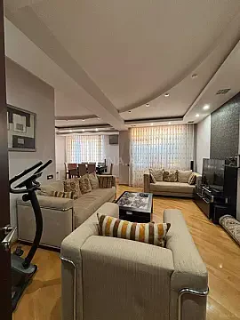 Satılır 4 otaqlı mənzil 155 m² — Bakı, Həzi Aslanov qəs. 4 otaq 155.00 m²