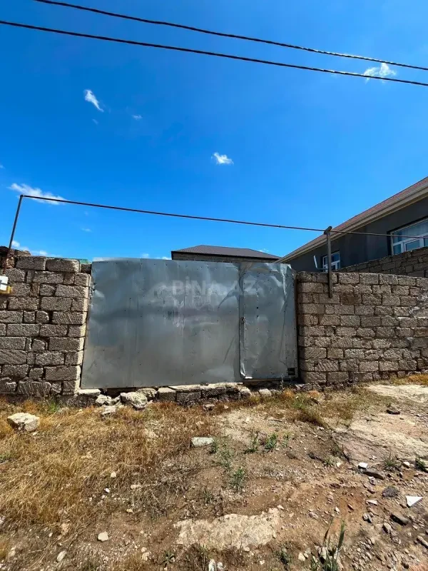 Satılır 1 otaqlı həyət evi 40 m²