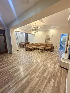 Satılır 4 otaqlı mənzil 185 m² — Bakı, Xətai 4 otaq 185.00 m²