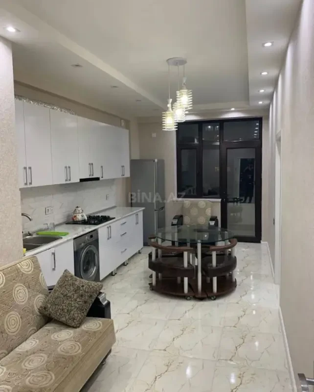 Kirayə verilir 4 otaqlı mənzil 80 m²