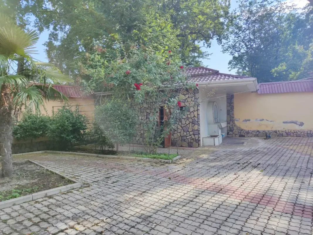 Kirayə verilir 4 otaqlı həyət evi 350 m²