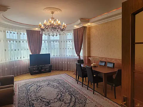 Satılır 3 otaqlı mənzil 120 m² — Bakı 3 otaq 120.00 m²
