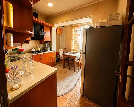 Satılır 4 otaqlı mənzil 100 m² — Bakı 4 otaq 100.00 m²
