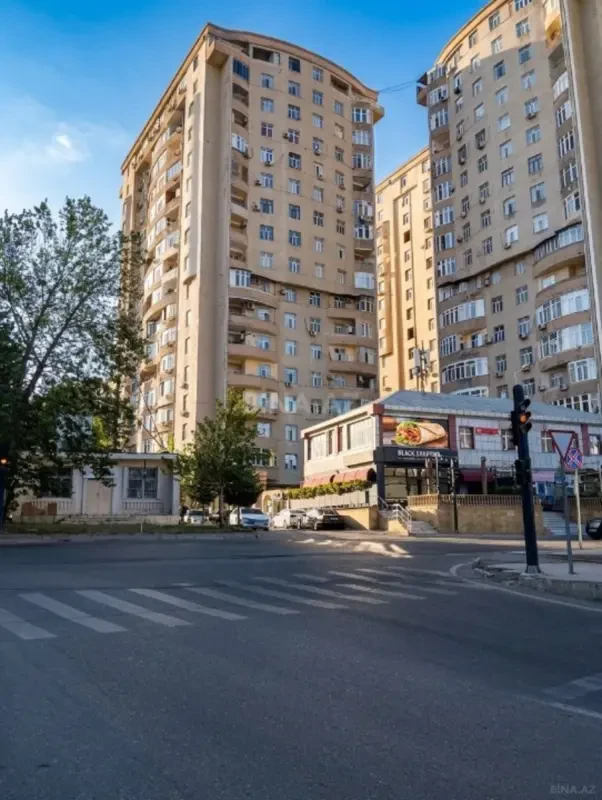 Satılır 3 otaqlı mənzil 63 m²