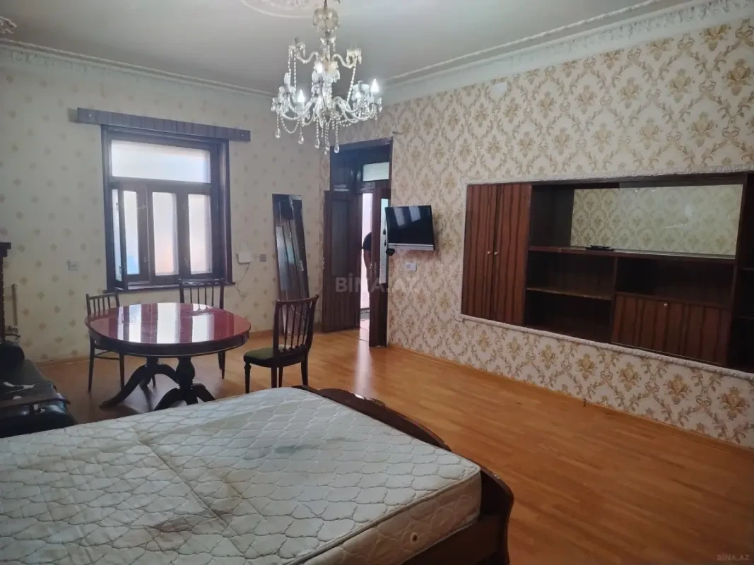 Kirayə verilir 2 otaqlı həyət evi 90 m²