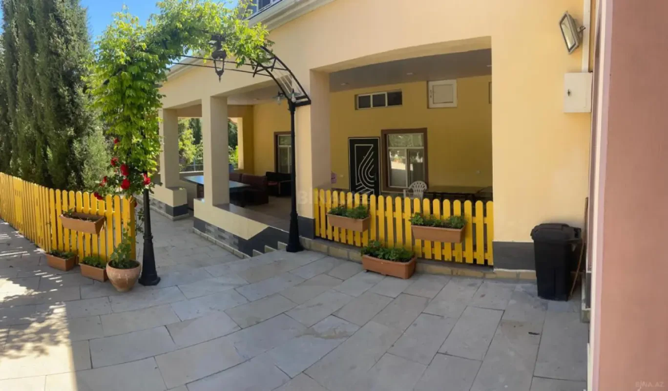 Kirayə verilir 3 otaqlı həyət evi 140 m²