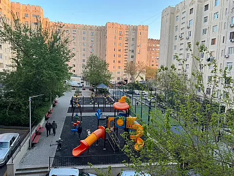 Satılır 3 otaqlı mənzil 85 m² — Bakı, Yeni Günəşli 3 otaq 85.00 m²