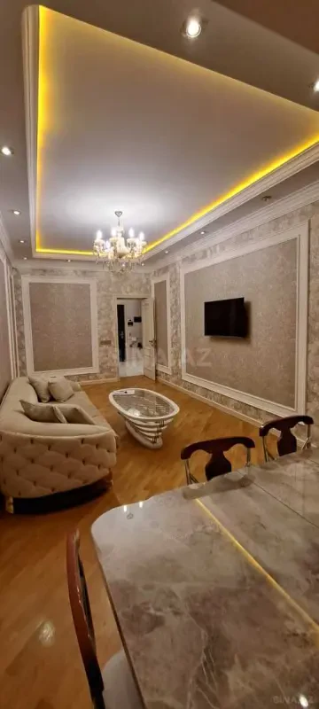 Kirayə verilir 2 otaqlı mənzil 90 m²