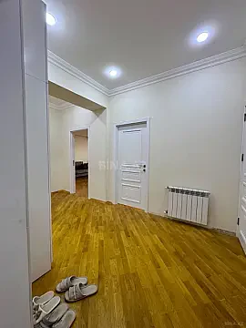 Satılır 3 otaqlı mənzil 110 m² — Bakı, İnşaatçılar 3 otaq 110.00 m²