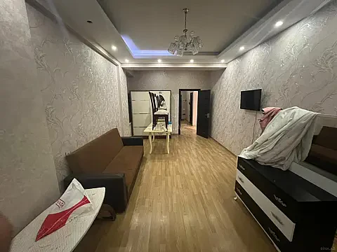 Kirayə verilir 2 otaqlı mənzil 70 m² — Bakı, 8-ci kilometr 2 otaq 70.00 m²