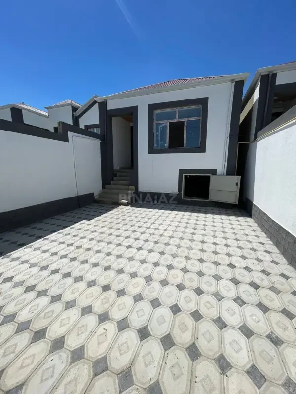 Satılır 2 otaqlı həyət evi 70 m²