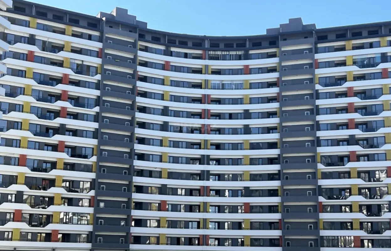 Satılır 2 otaqlı mənzil 114.5 m²
