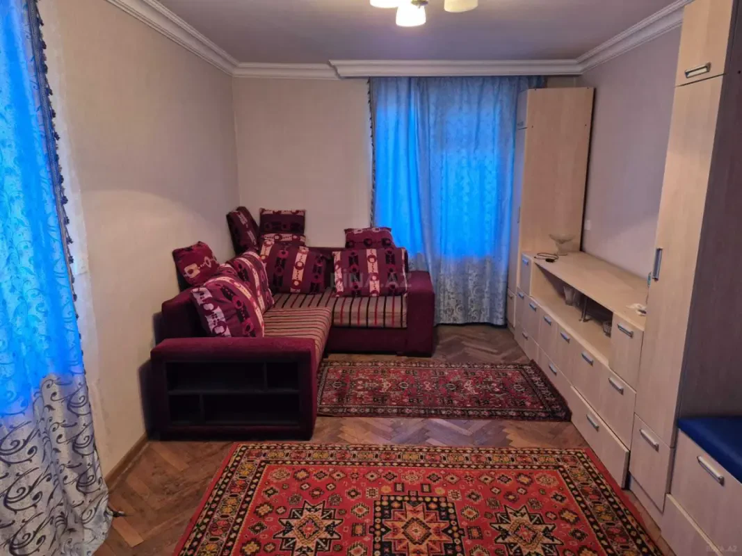 Satılır 1 otaqlı mənzil 35 m²