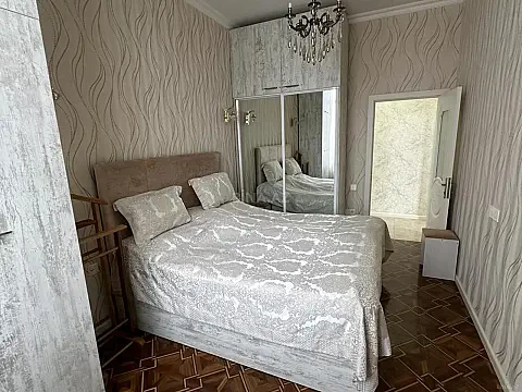Satılır 2 otaqlı mənzil 80 m² — Bakı 2 otaq 80.00 m²