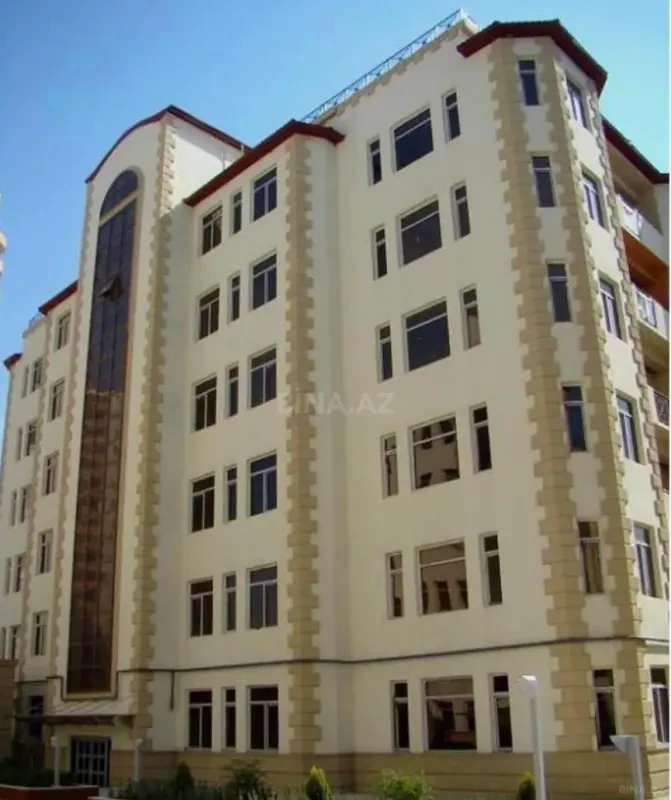 Satılır 4 otaqlı mənzil 148 m²