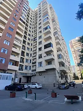 Satılır 4 otaqlı mənzil 229 m² — Bakı 4 otaq 229.00 m²
