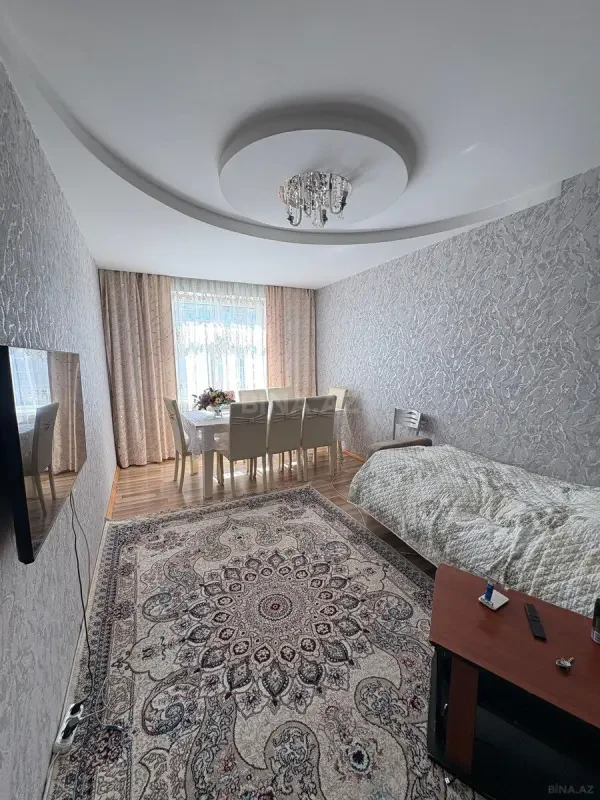 Satılır 2 otaqlı mənzil 65 m²