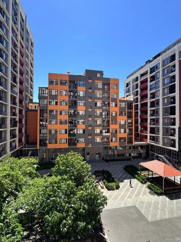 Satılır 2 otaqlı mənzil 61 m²