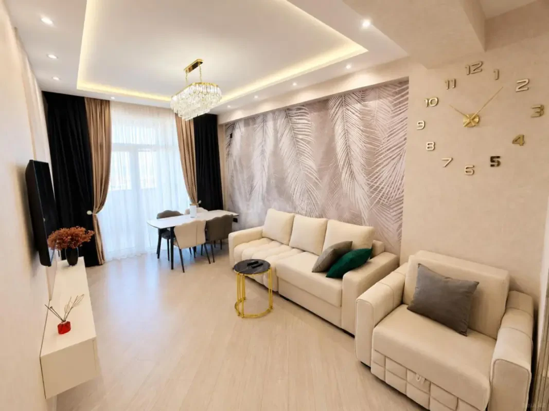 Satılır 2 otaqlı mənzil 65 m²