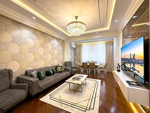 Satılır 3 otaqlı mənzil 120 m² — Bakı 3 otaq 120.00 m²