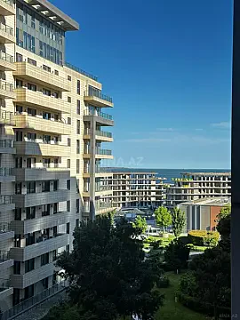 Kirayə verilir 3 otaqlı mənzil 140 m² — Bakı, Nəsimi 3 otaq 140.00 m²