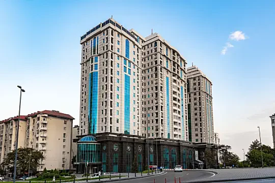 Satılır 3 otaqlı mənzil 130 m² — Bakı, Nizami 3 otaq 130.00 m²