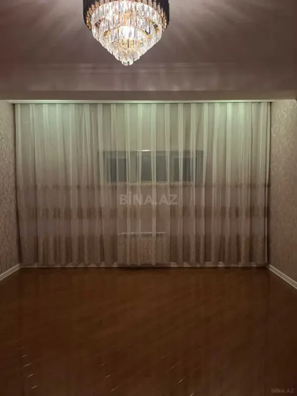 Kirayə verilir 2 otaqlı mənzil 80 m²