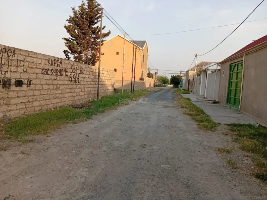 Satılır həyət evi 600 m²