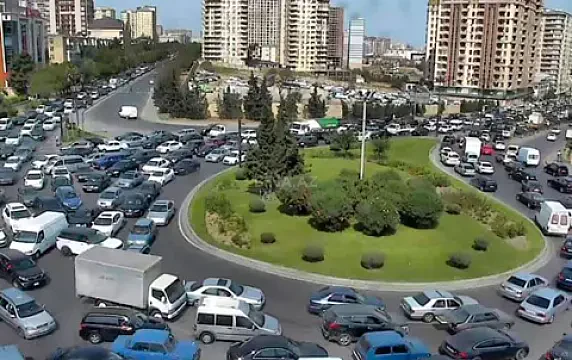 Satılır 3 otaqlı mənzil 75 m² — Bakı, İnşaatçılar 3 otaq 75.00 m²