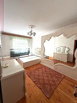 Kirayə verilir 5 otaqlı mənzil 100 m² — Bakı 5 otaq 100.00 m²